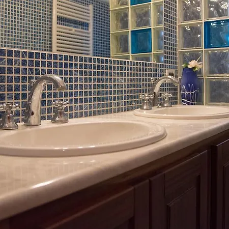 Via Spalti 52 טראפאני